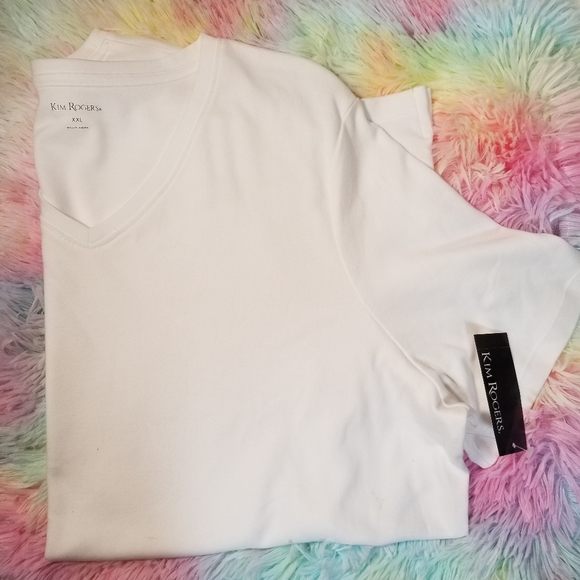 Kim Rogers Tops - SOLD. Kim Rogers Short Sleeve V-Neck Shirt.